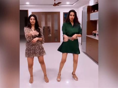 surekha vani and daughter suprita sizzling dance steps absolutely rocking