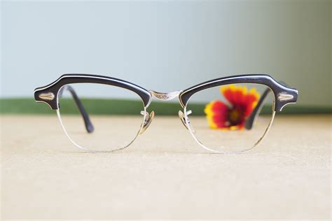 Vintage Cat Eye Glasses 1960s Cateyerockabillypin Upframesblack And White Tone Tone