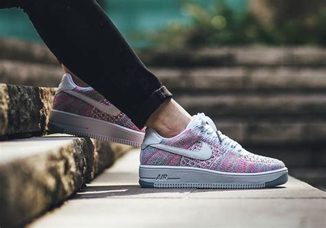 Nike Wmns Air Force 1 Low Flyknit Multicolor 820256 102