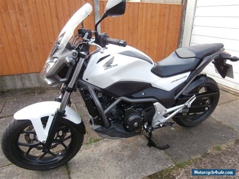 The seating position is comfortably upright and relaxed, and the chassis geometry allows the nc700sa to nimbly manoeuvre through the city. 2012 Honda NC for Sale in United Kingdom