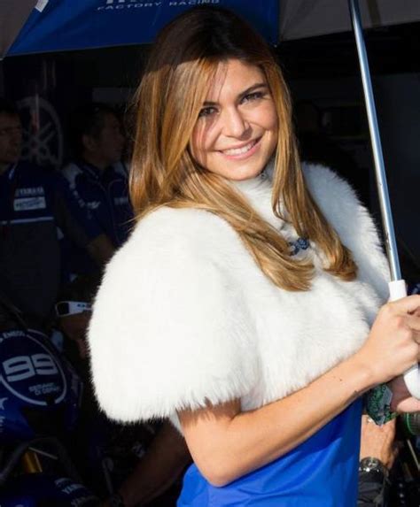 Sexy Race Girls Are The Best Part Of Motorsports 89 Pics