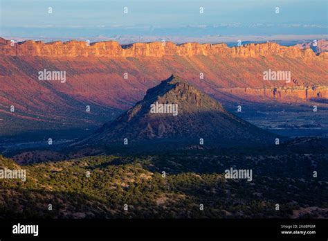 Round Mountain Castle Valley And The Porcupine Rim At Sunrise Near