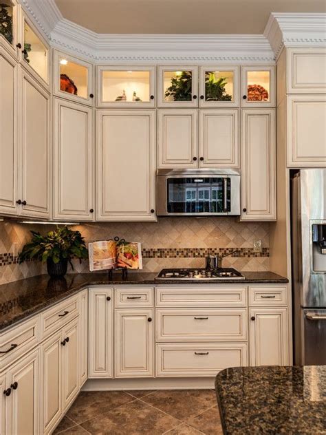 Eclectic, modern, and traditional looks can all be achieved with the right hardware on a white cabinet. Dark Granite Countertops - Photos of Cabinet Combinations ...