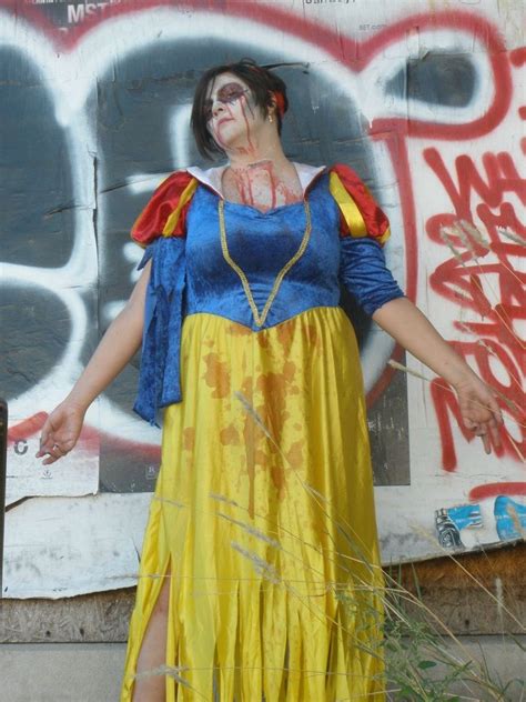 Me As Snow White Zombie White Zombie Zombie Style