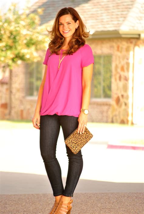 Pink Top Skinny Jeans Ready For A Gorgeous Day Out Outfit Casual Chic Outfit Chic Outfits