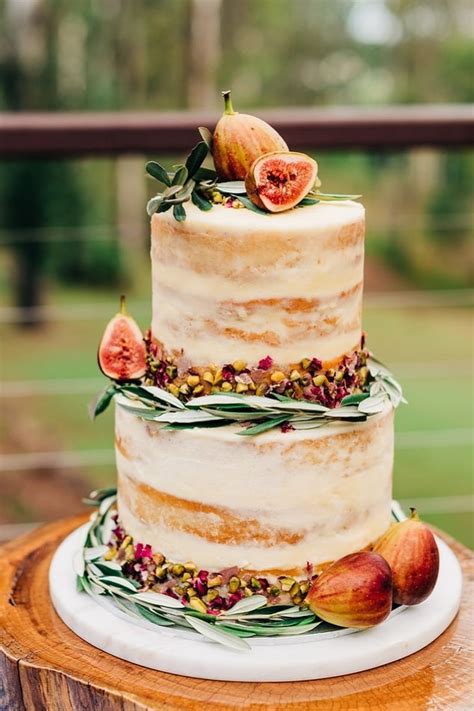 La Tendance Du Naked Wedding Cake On Adore Wedding Secret