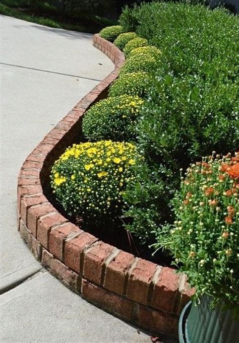Brick Flower Bed Edging How To Make A Flower Bed Edging In Your House