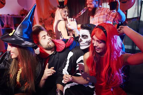 6 Easy Halloween Party Games For Adults Games And Celebrations