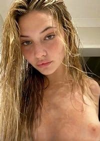 Madelyn Cline Nude Selfie Photos Released