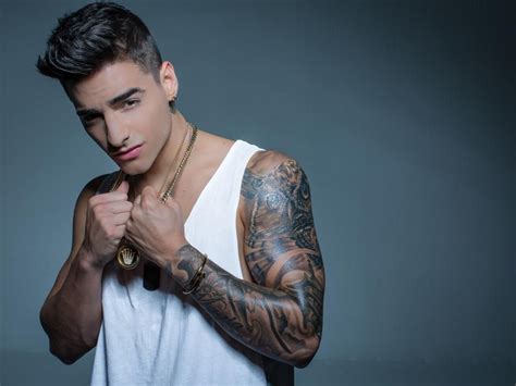 Maluma, the world's hottest latin artist, takes us on a journey through the tattoos he's accumulated throughout the years.still haven't subscribed to gq on. Maluma fotos (49 fotos) - LETRAS.COM