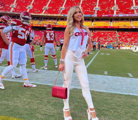 Kansas City Chiefs Heiress Gracie Hunt Steals The Show At Chiefs Preseason Win Over Packers ⋆