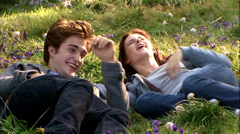 Twilight Behind The Scenes Robert Pattinson And Kristen Stewart Photo 29871641 Fanpop