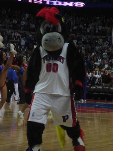 Detroit Pistons Mascot Hooper Enlighted Illuminated Clothing