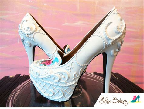 Shoe Bakery Custom Shoes Made To Look Like Cake Foodiggity