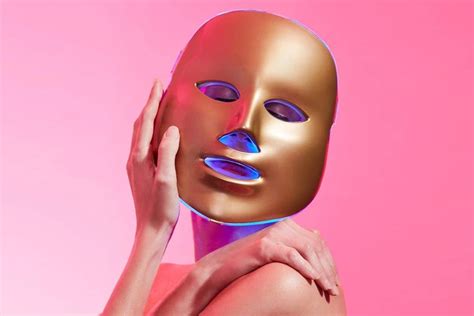 Best Led Face Masks 2021 Top Light Therapy Masks In The Uk Reviewed