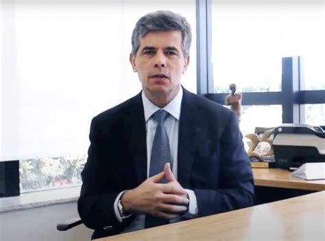 O ministro da economia, pedro siza vieira. Nelson Teich é o novo ministro da Saúde