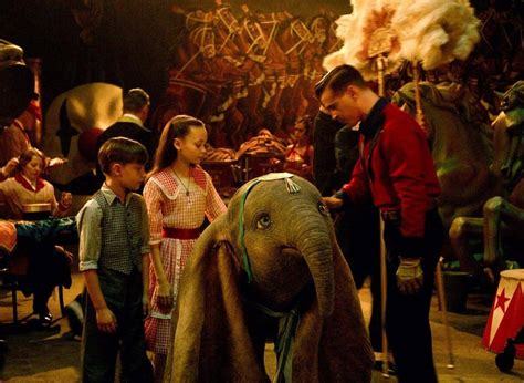 Review And Sinopsis Dumbo 2019 Film Keluarga Yang Hangat