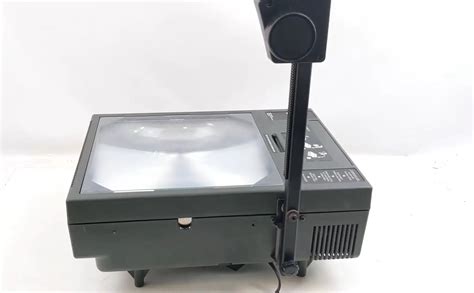 How Does Overhead Projector Work Experts Explain