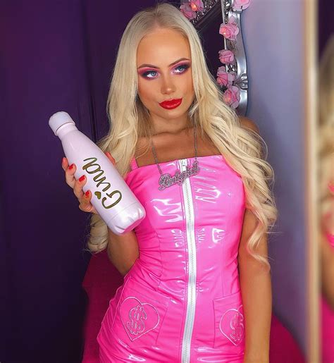 Pink Outfit Ideas With Latex Clothing Blond Hairstyle Glossy Lips Gina Ogden Instagram