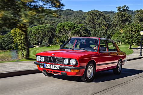 Bmw 5 Series A Look Back Through The Generations Bmw 5 Series E2820