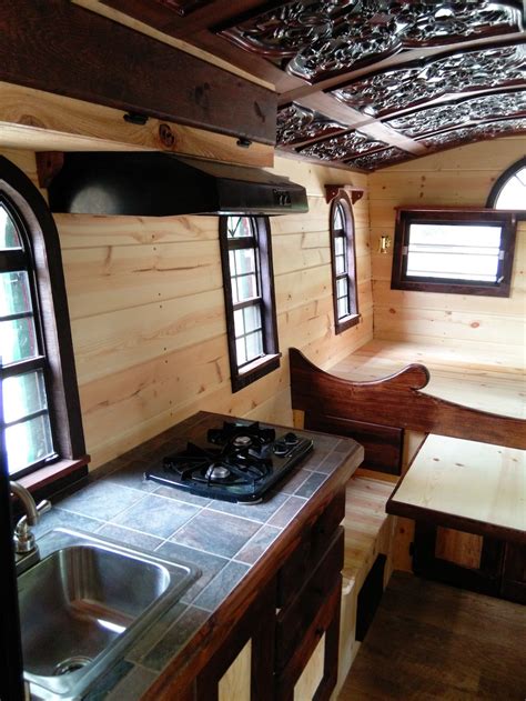 Wooly Wagons Tiny House Swoon