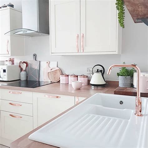 Check out these gorgeous copper kitchen handles at dhgate canada online stores, and buy copper kitchen handles at ridiculously affordable prices. Rose gold tap and kitchen cupboard handles | Rose gold ...
