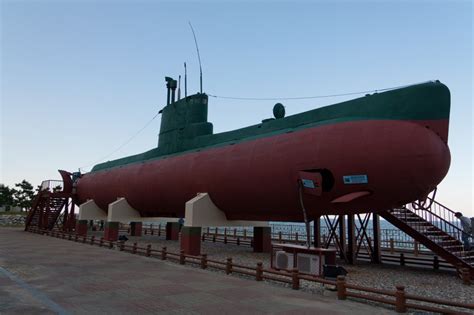 In 1996 A North Korean Mini Submarine Almost Started A War The