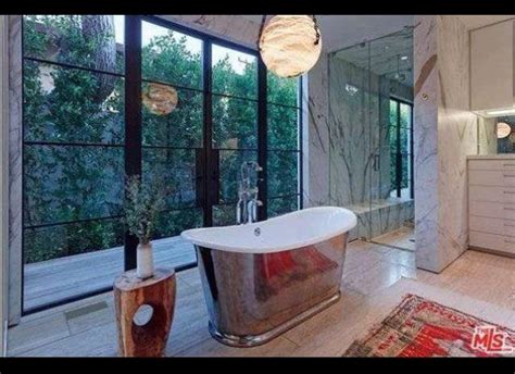 These 17 Celebrity Bathrooms Are Insane Huffpost Life