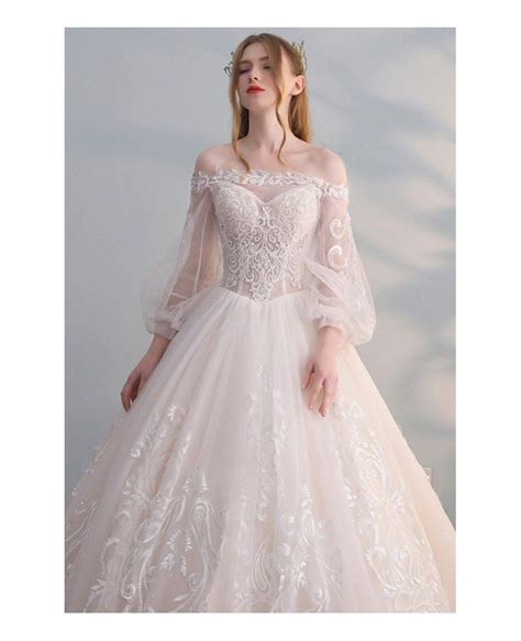 Gorgeous Off Shoulder Unique Lace Ballgown Wedding Dress With Puffy Sleeves Princess Style