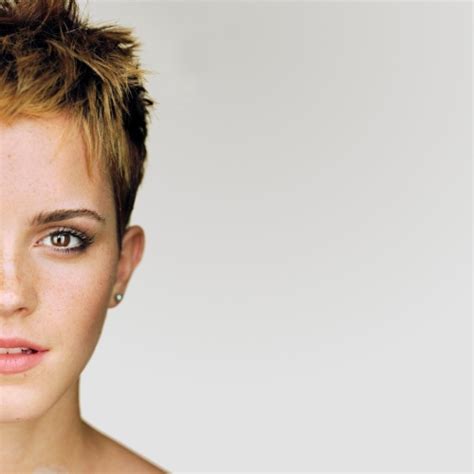500x500 Resolution Emma Watson Hair Color 500x500 Resolution Wallpaper