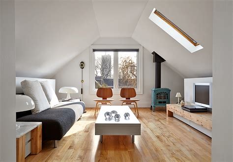26 Stylish Attic Living Rooms Decor Ideas Shelterness