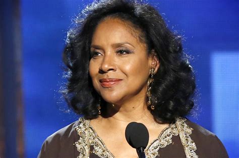 Phylicia Rashad Defends Bill Cosby Forget These Women