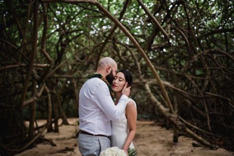 Tropical Chic Island Elopement At Kualoa Ranch The Couple Yui And