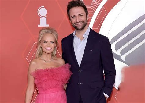 is kristin chenoweth married inside her personal life