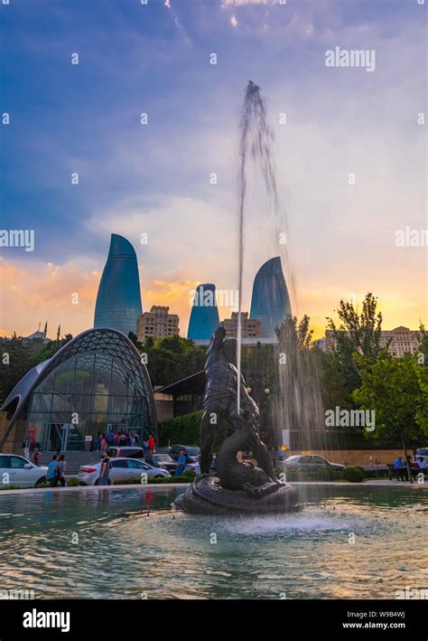 Baku Fountain Square High Resolution Stock Photography And Images Alamy