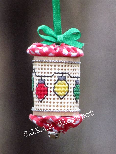 Wooden Spool Christmas Ornament ~ Perforated Paper For Embroidery