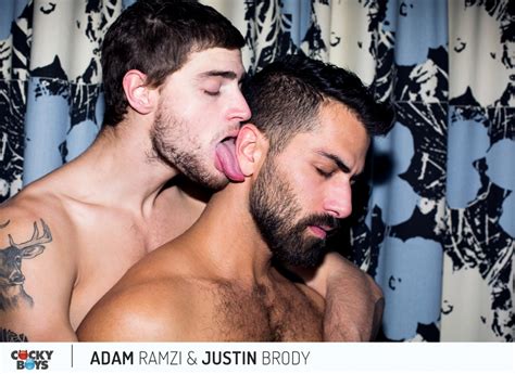 Adam Ramzi Fucks Justin Brody