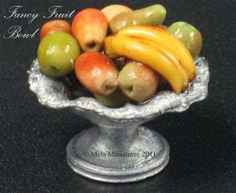 Mels Miniatures Fancy Fruit Bowl