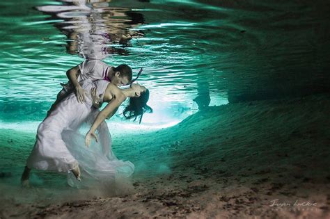 Amazing Trash The Dress Underwater By Luckie Photography Fotos De
