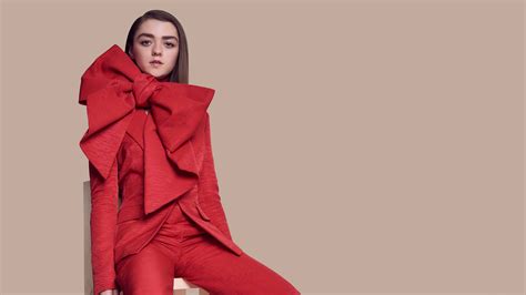 600x600 Maisie Williams In Red 600x600 Resolution Wallpaper Hd