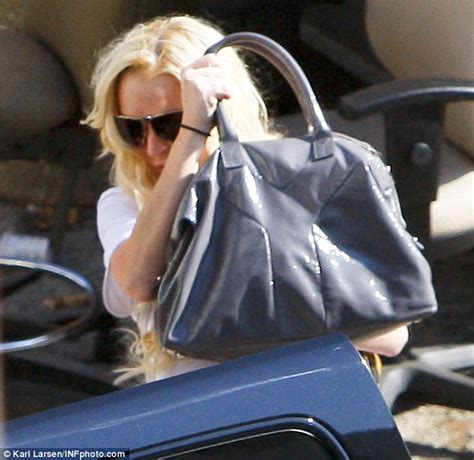 Lindsay Lohan Slams Fathers Arrest As She Completes Final Day At The