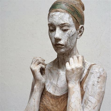 Amazingly Realistic Figurative Wood Sculptures By Bruno Walpoth