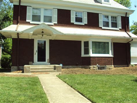 The house is split to submeshes but is not modular! Before & After: Remodeling an Old Brick House in Kentucky ...