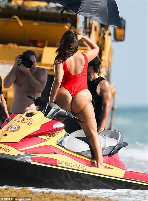 Ashley Graham Flashes Derriere In Bathing Suit In Miami