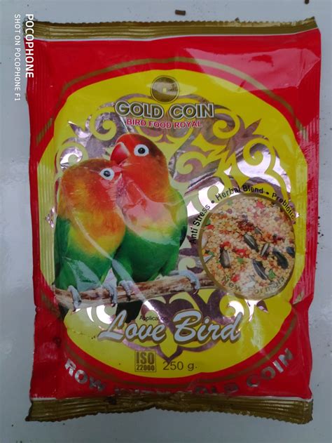 Makanan bururng lovebird merupakan hal pokok bagi setiap makhluk hidup, tidak terkecuali burung. Pakan Burung Lovebird Gold Coin | Lovebirds Lover