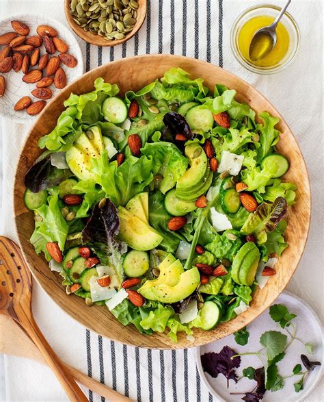 Simple Green Salad Love And Lemons Recipe Green Salad Recipes Easy Green Salad Recipes