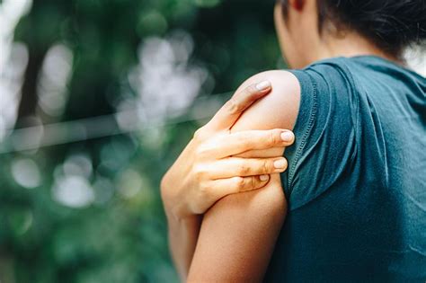 Common Causes Of Arm Pain Orthopaedic Specialists