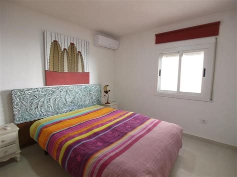 Apartamentos completamente amueblados con capacidad máxima de 6 personas (niños y bebés incluidos), plaza de parking subterráneo, piscina comunitaria y magníficas vistas al mar. Apartamento La Cuana, Roses (Girona) - Atrapalo.com