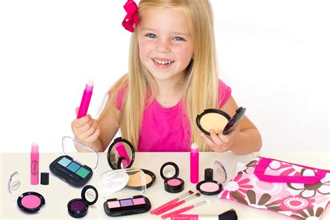 The Best Kids Makeup For Little Girls