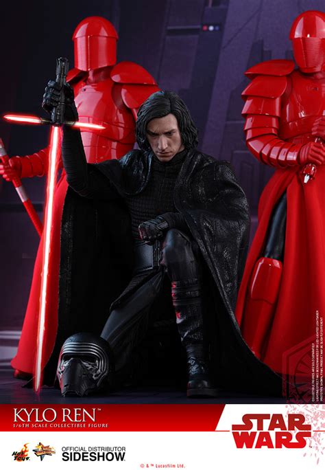 Kylo ren wears a black mask reminiscent of his grandfather, darth vader, and wields an unstable crossguard red lightsaber. Star Wars Kylo Ren Sixth Scale Figure by Hot Toys ...